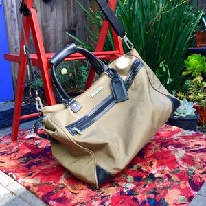 Kenneth Cole Duffle Bag